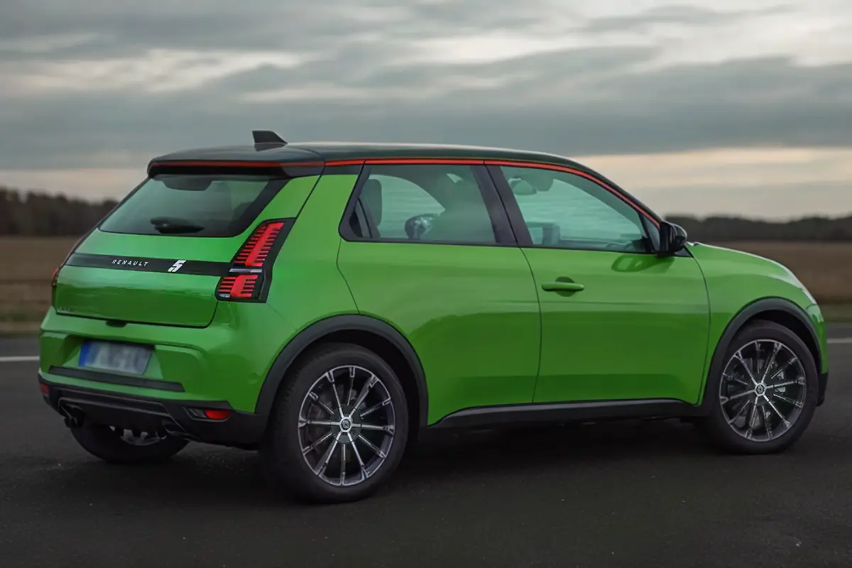 Inspiring Opportunity: Unveiling How to Secure the Renault 5 E-Tech Electric for Under €22,000
